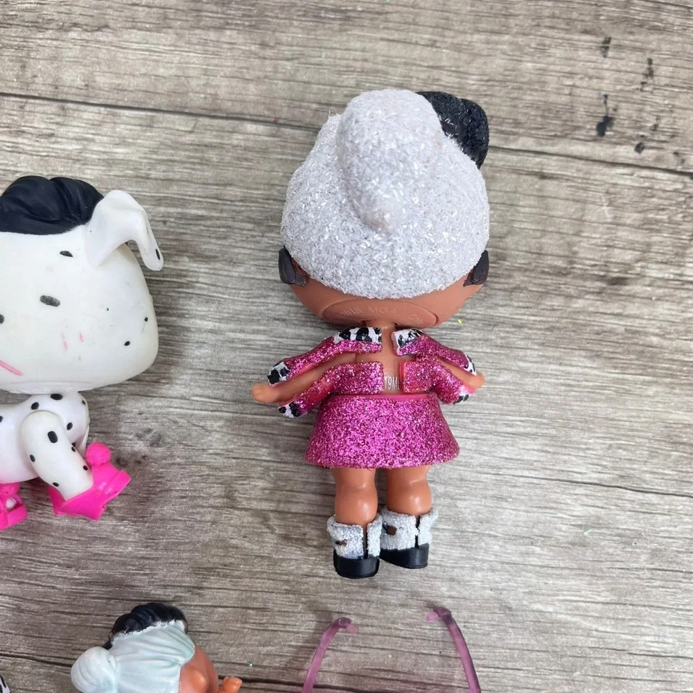 LOL Surprise!‎ Doll Bling Series, Doll Face dalmation pet